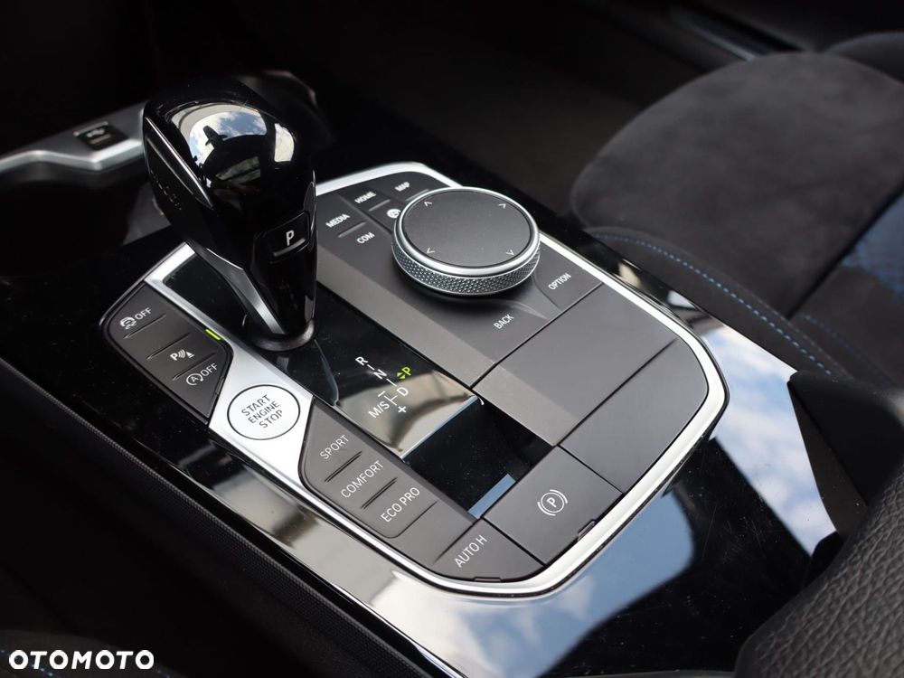 BMW Seria 1 - 15