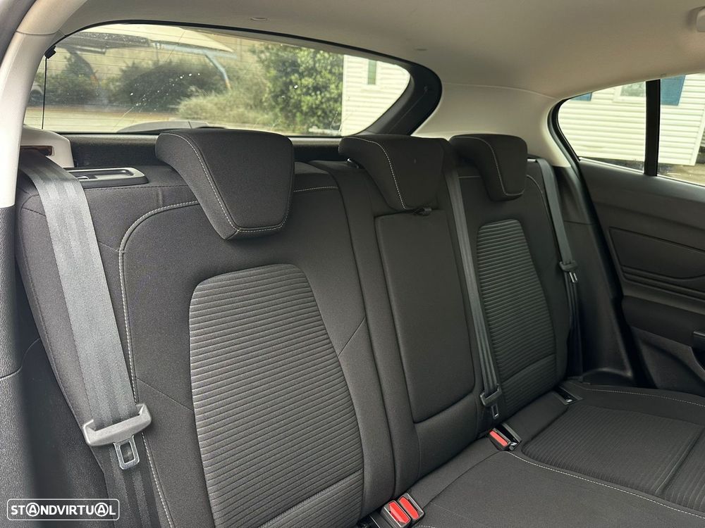 Ford Focus 1.0 EcoBoost Hybrid ACTIVE STYLE - 10