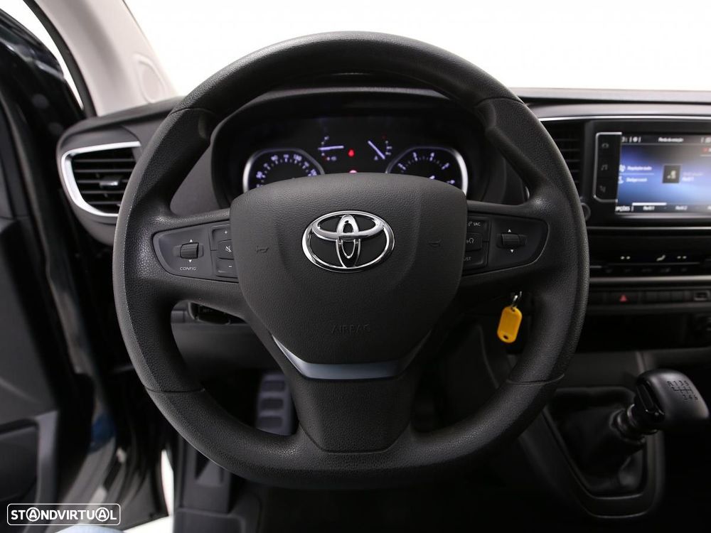 Toyota Proace Verso 1.5 D-4D L2 1.0T Exclusive 9L - 16