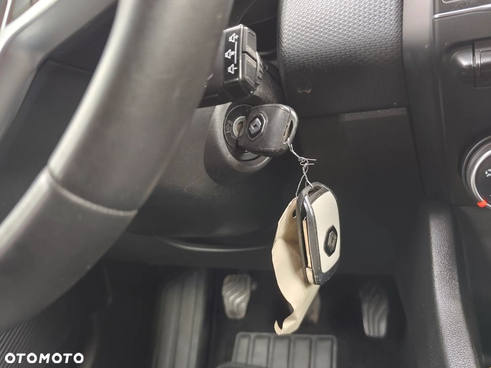 Renault Clio BLUE dCi 85 BUSINESS EDITION - 31