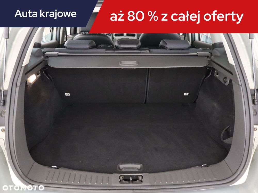 Ford Kuga - 16
