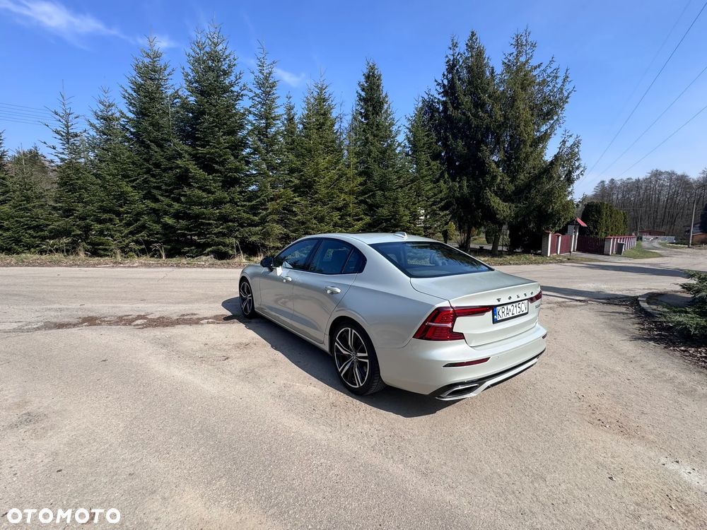 Volvo S60 T6 AWD R-Design - 6