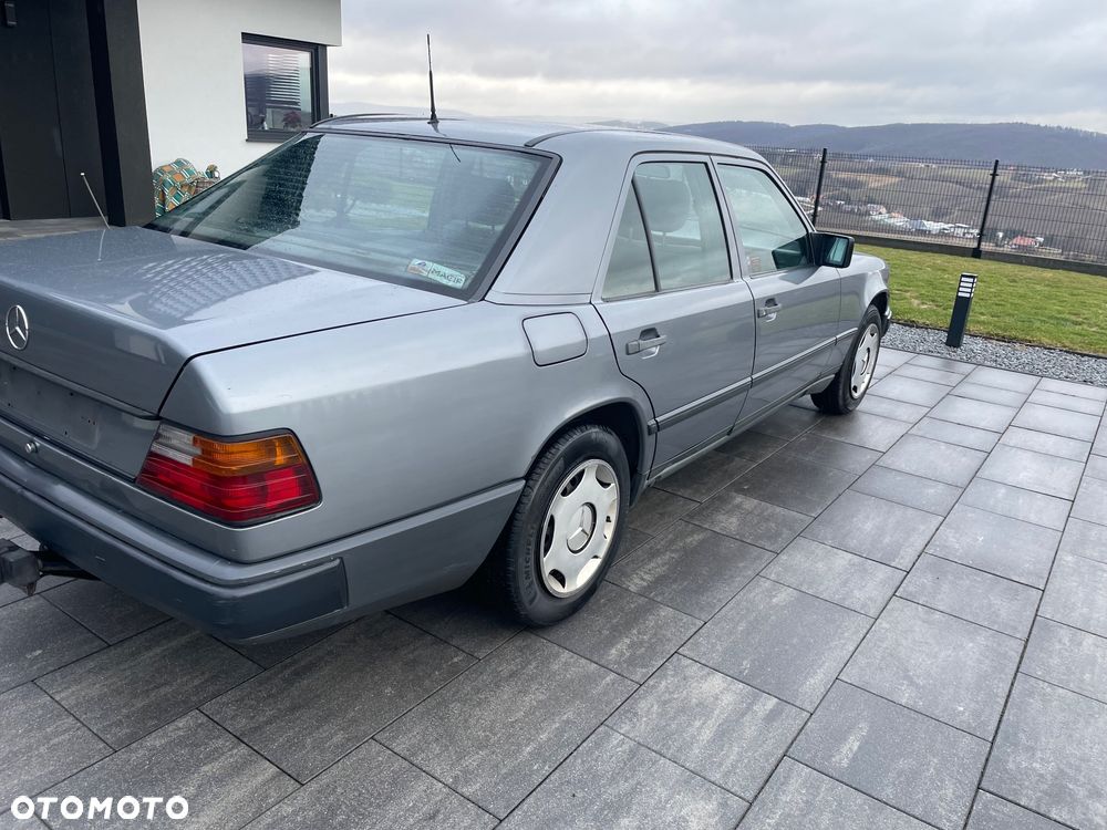 Mercedes-Benz W124 (1984-1993) - 4