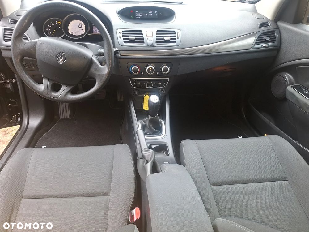 Renault Megane - 11