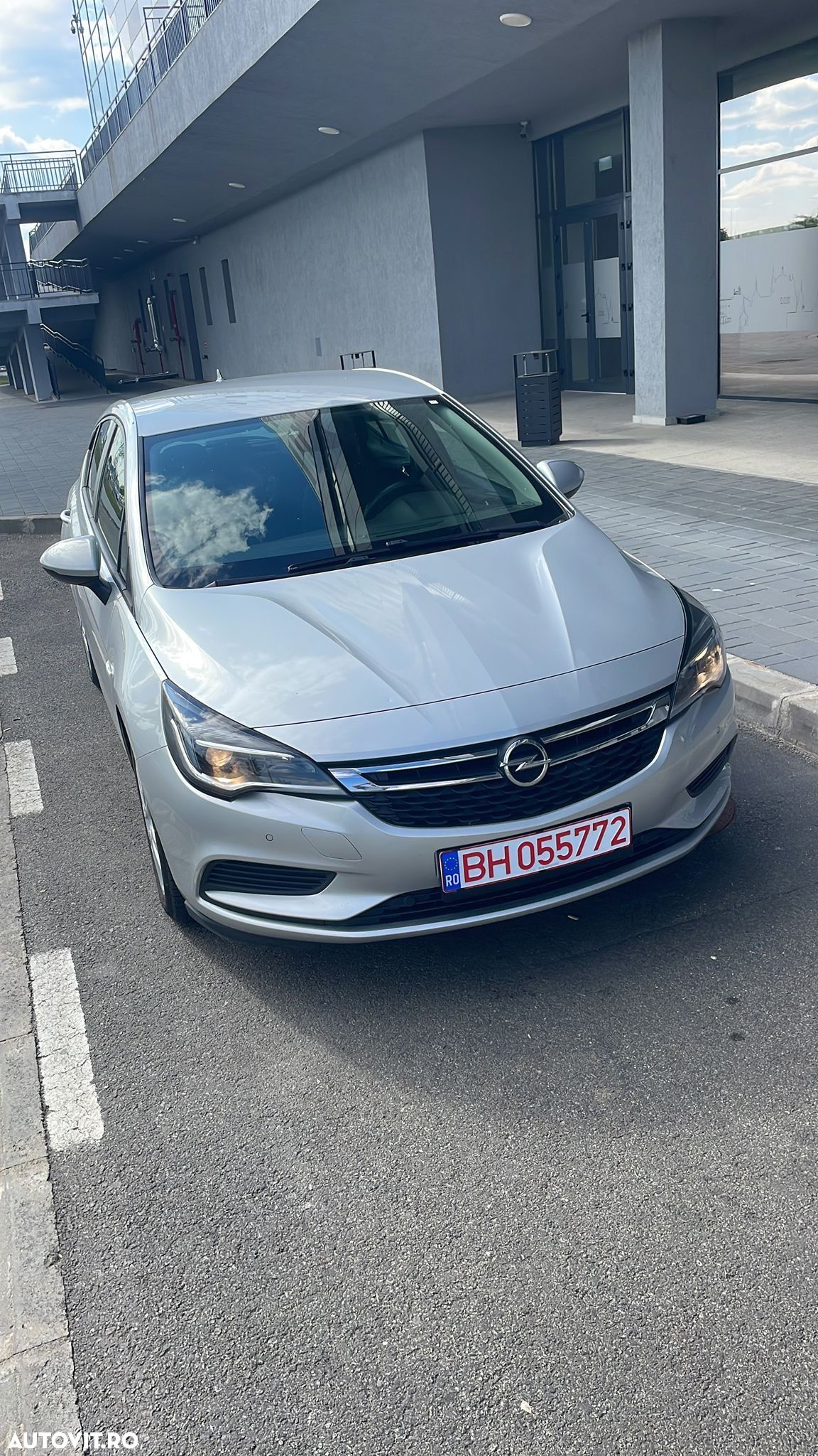 Opel Astra 1.6 CDTI Active - 1