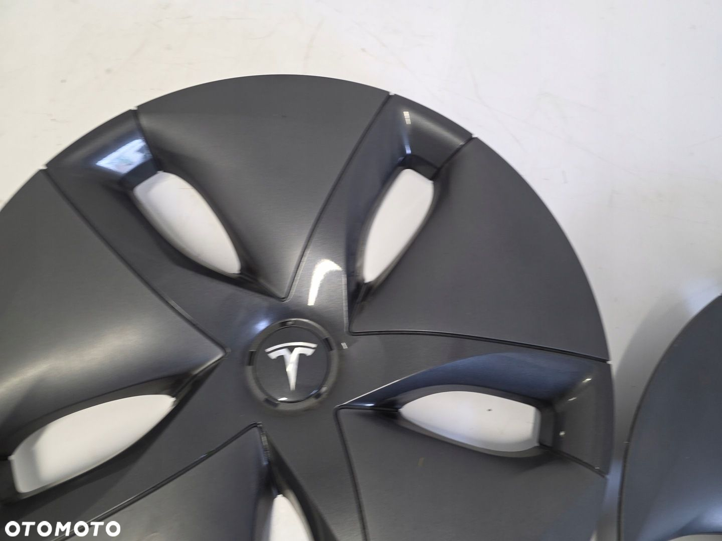 Kołpak TESLA 18" - 9