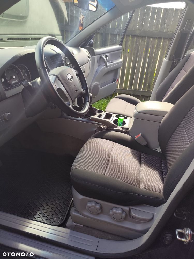 Kia Sorento 2.5 CRDi Expedition - 6