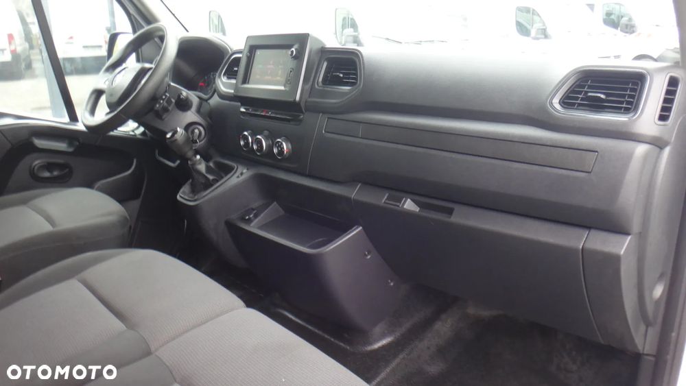 Renault Master - 11