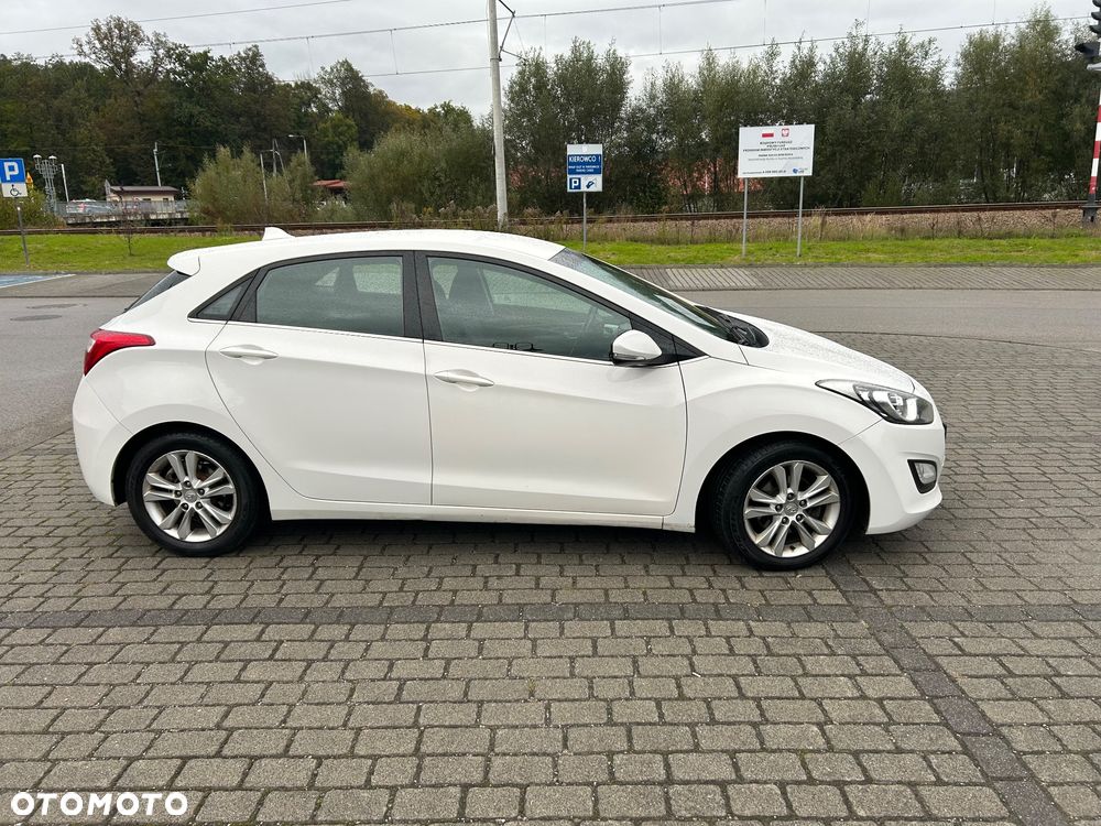 Hyundai i30 1.6 CRDi Classic - 3