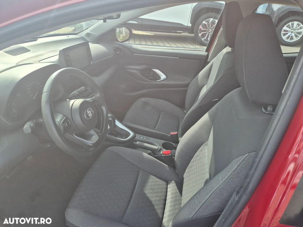 Toyota Yaris - 13