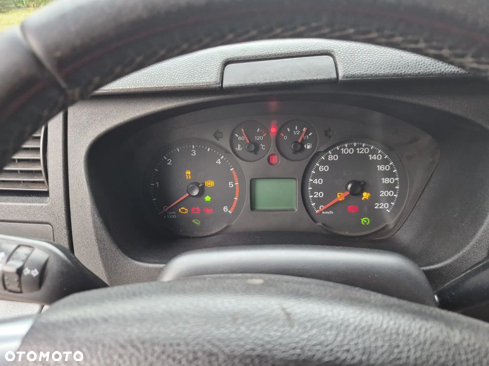 Ford Transit - 12