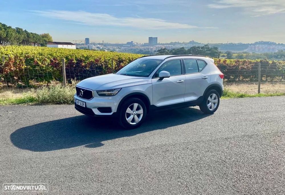 Volvo XC 40 2.0 D3 Momentum - 2