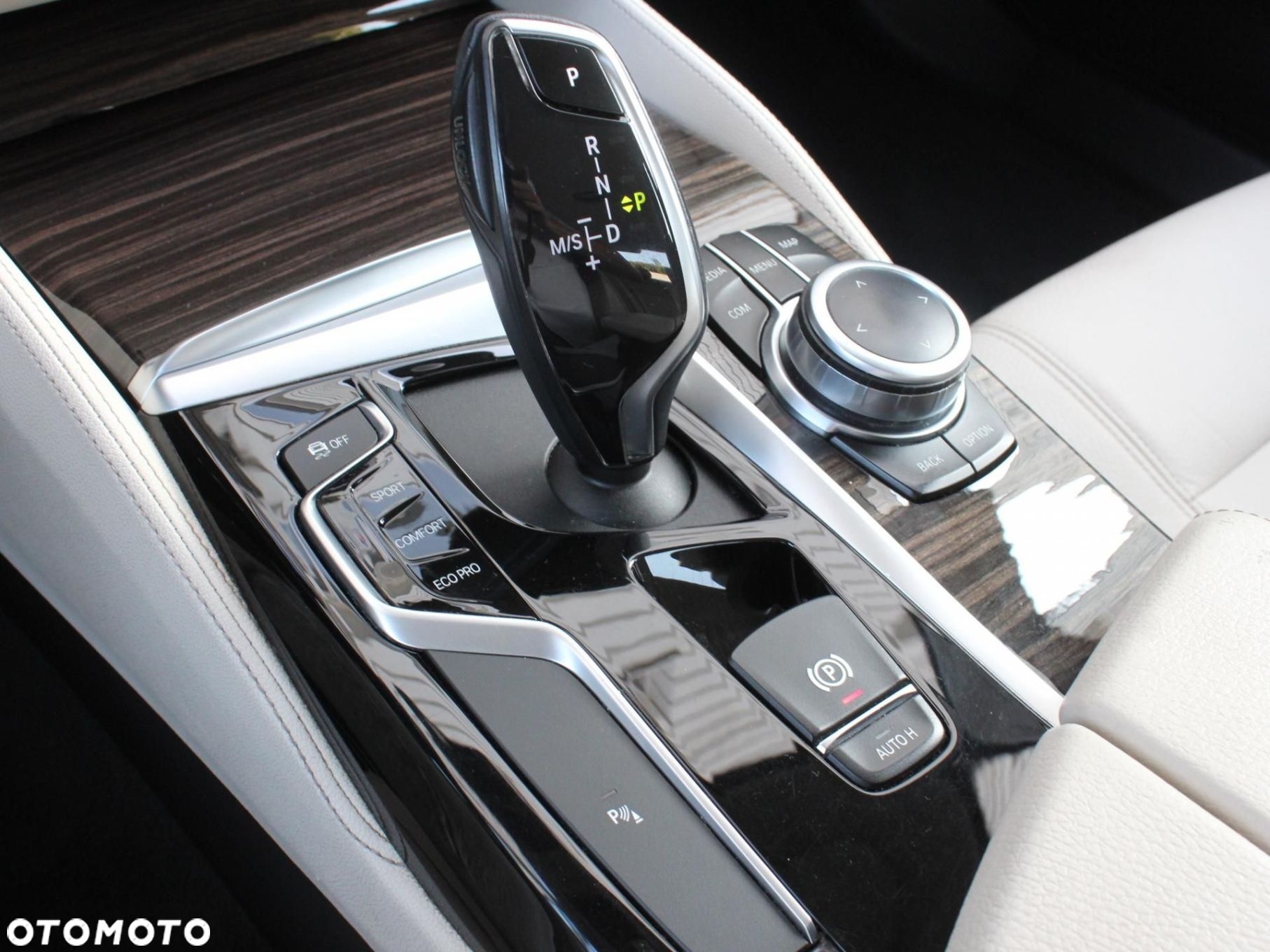 BMW Seria 5 - 12