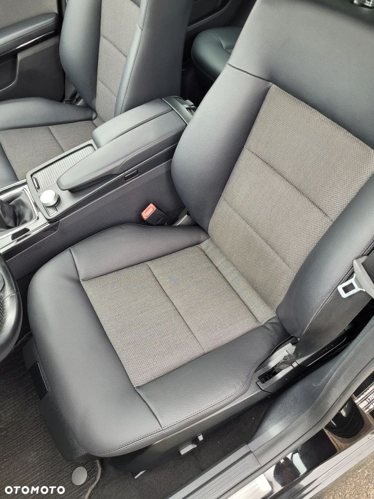 Mercedes-Benz Klasa E 200 CGI BlueEffICIENCY Avantgarde - 8