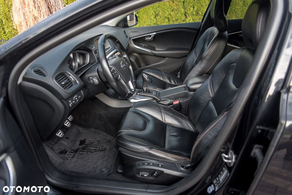 Volvo V40 Cross Country D3 - 14