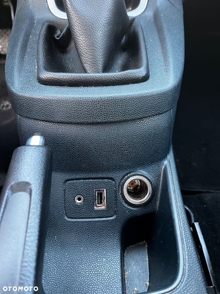 Ford Fiesta - 26