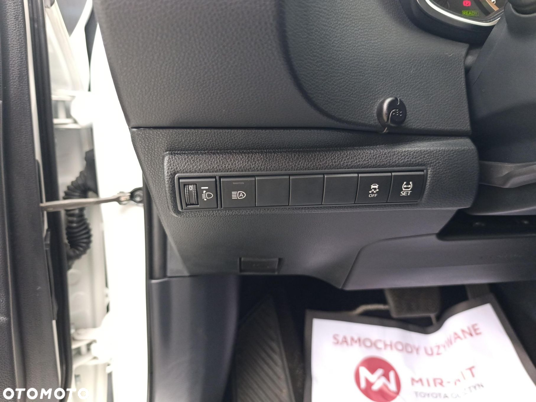 Toyota Corolla 1.8 Hybrid Comfort - 27
