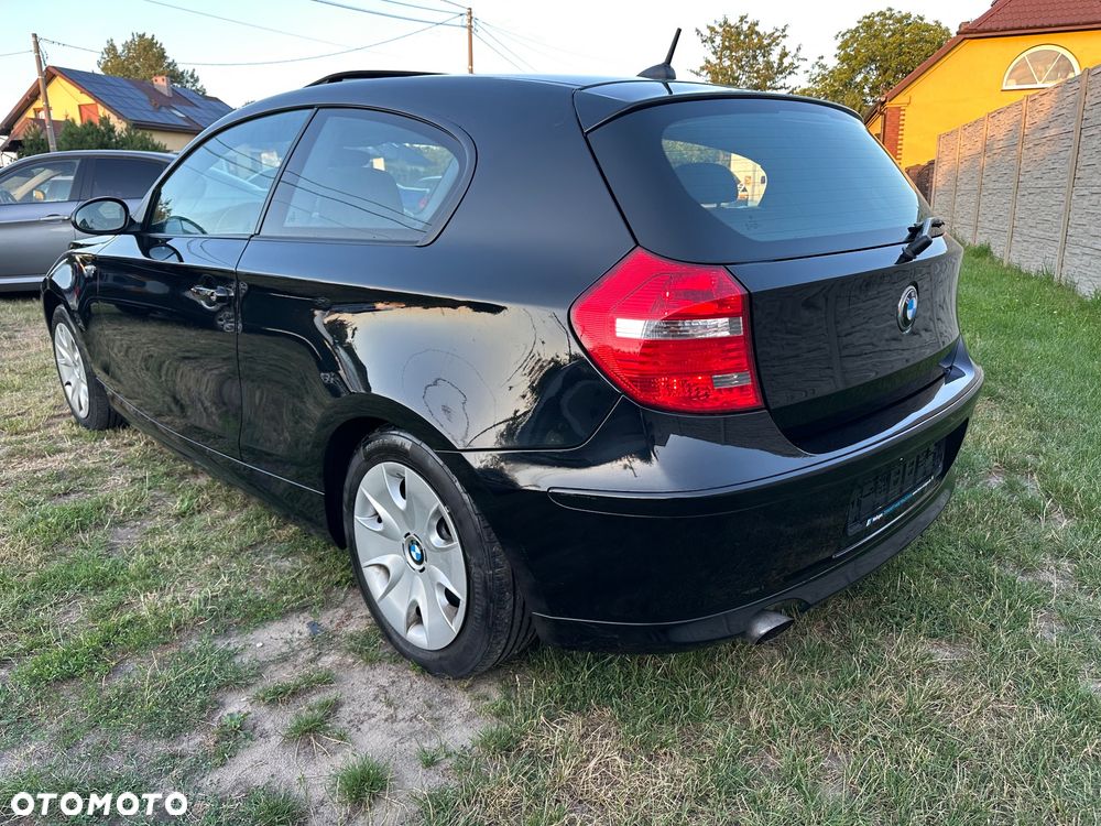BMW Seria 1 116i - 3