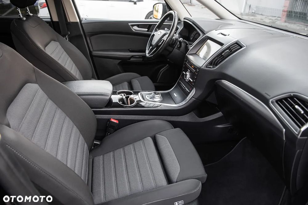 Ford Galaxy 2.0 EcoBlue S&S TITANIUM - 37