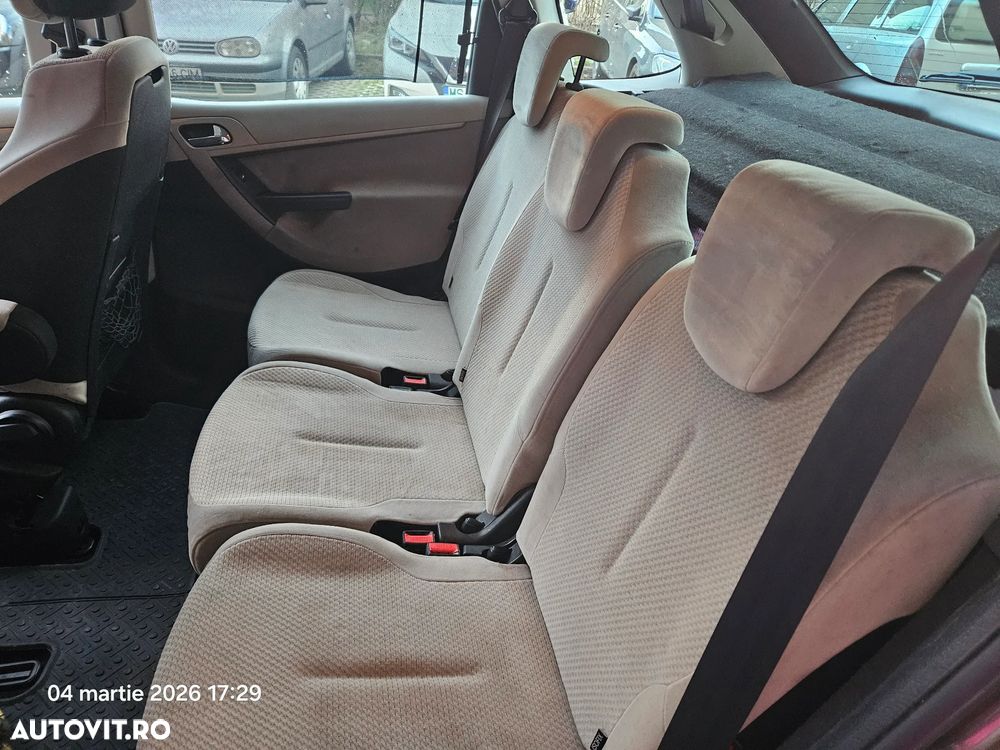 Citroën C4 Picasso - 14