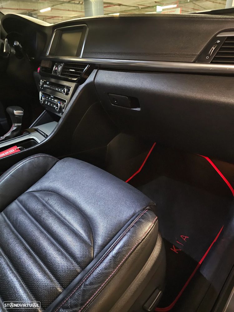 Kia Optima SW 1.7 CRDi GT Line 7DCT - 10
