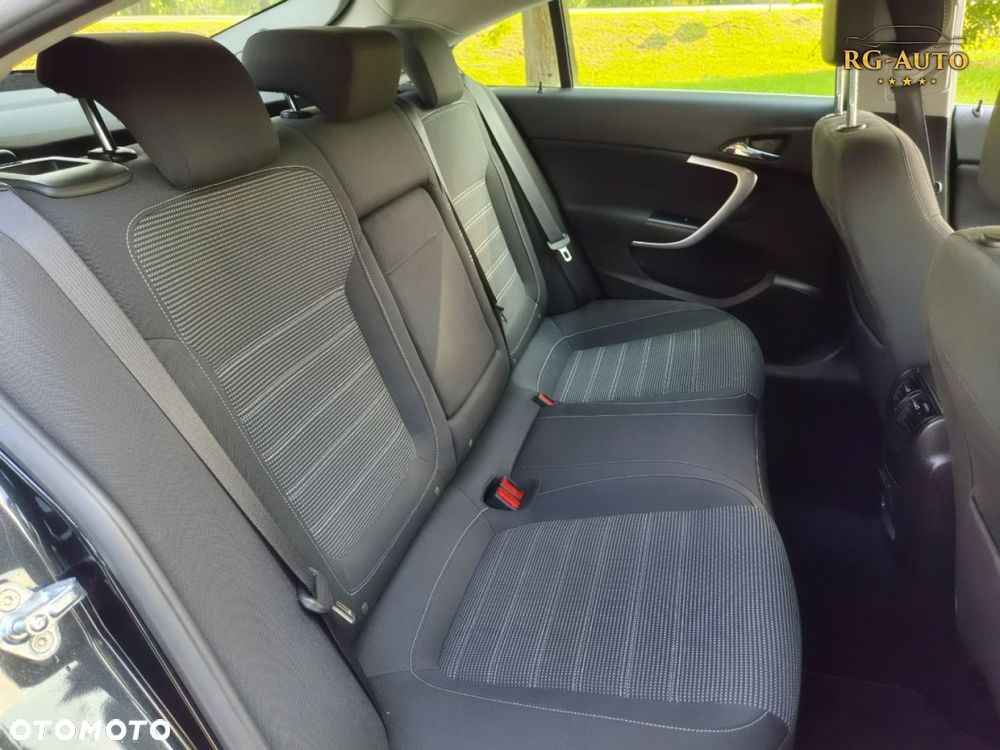 Opel Insignia - 31