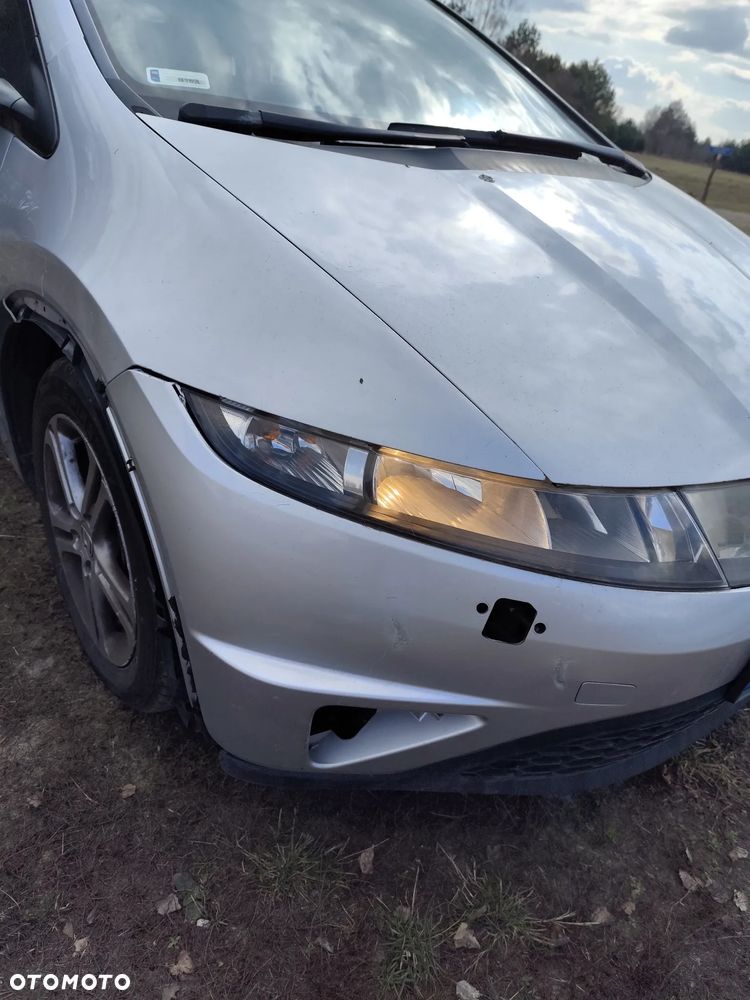 Honda Civic 1.8 Comfort - 18