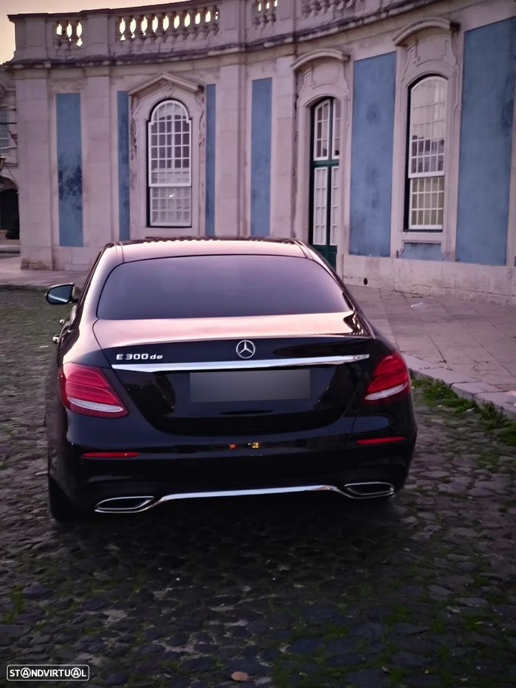 Mercedes-Benz E 300 de AMG Line - 3