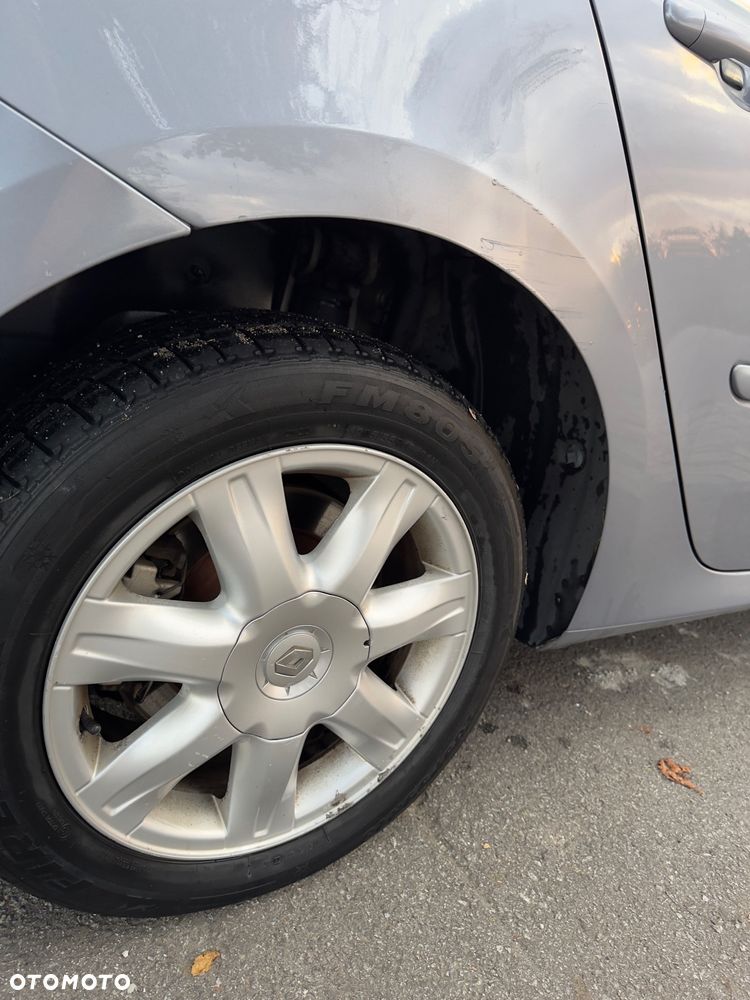 Renault Laguna 2.0 dCi Dynamique - 11