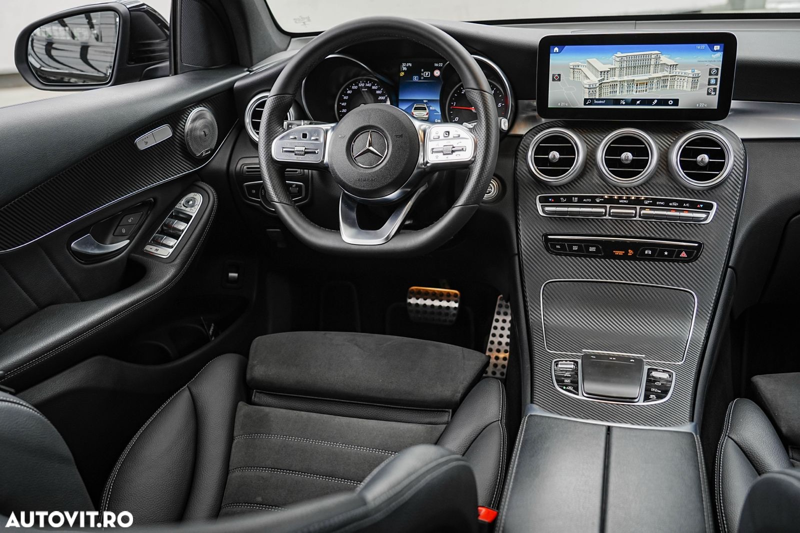 Mercedes-Benz GLC 200 d 4Matic 9G-TRONIC AMG Line Plus - 10