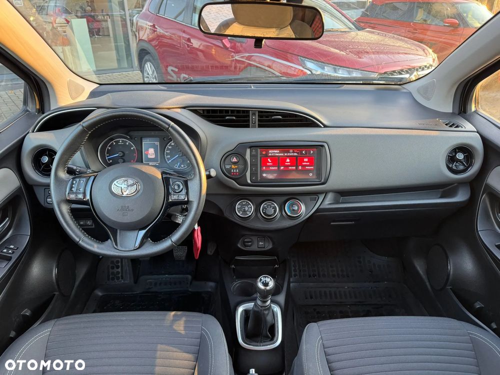 Toyota Yaris 1.5 Premium - 7