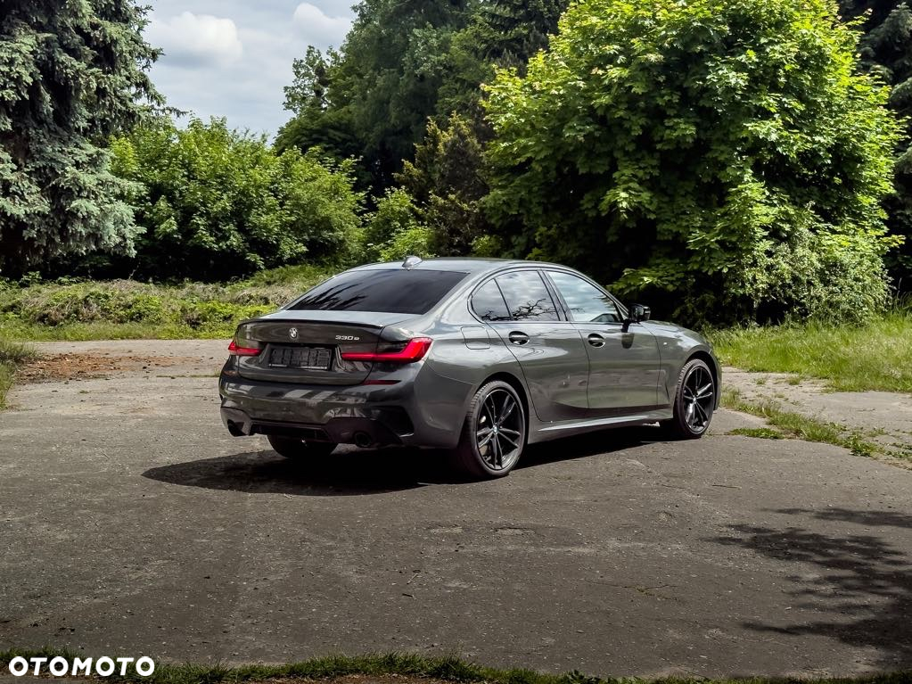 BMW Seria 3 - 29