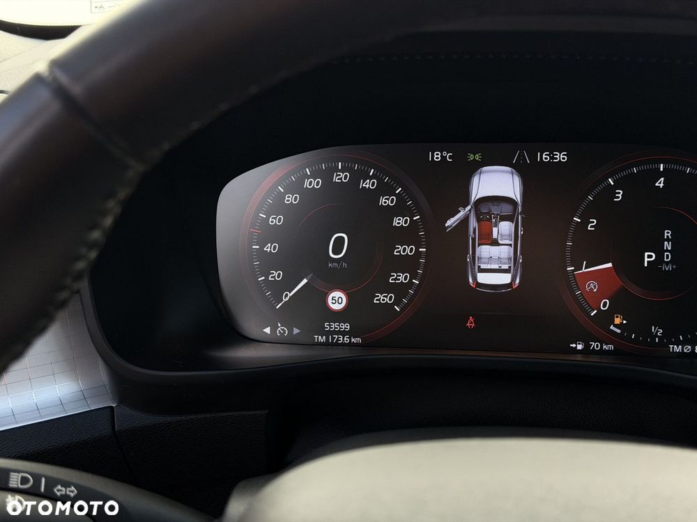 Volvo XC 40 - 20