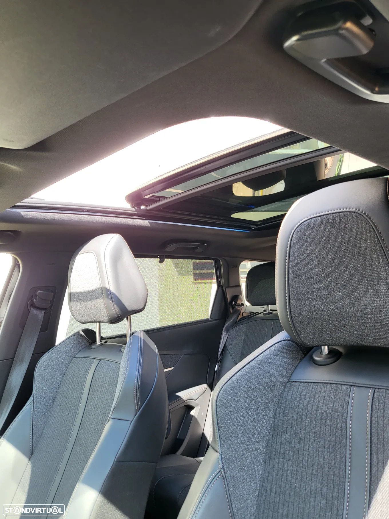 Peugeot 5008 1.5 BlueHDi GT Line EAT8 - 24