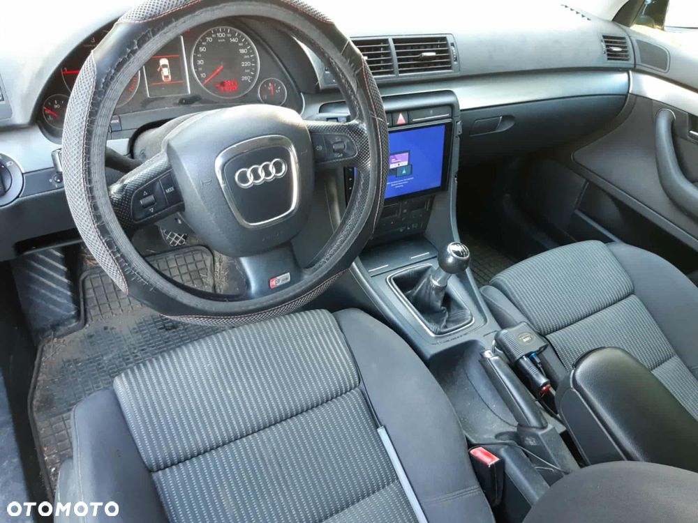 Audi A4 Avant 2.0 TDI - 8