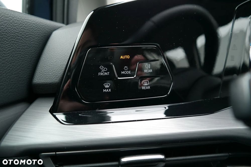 Volkswagen Golf 2.0 TDI Style DSG - 22