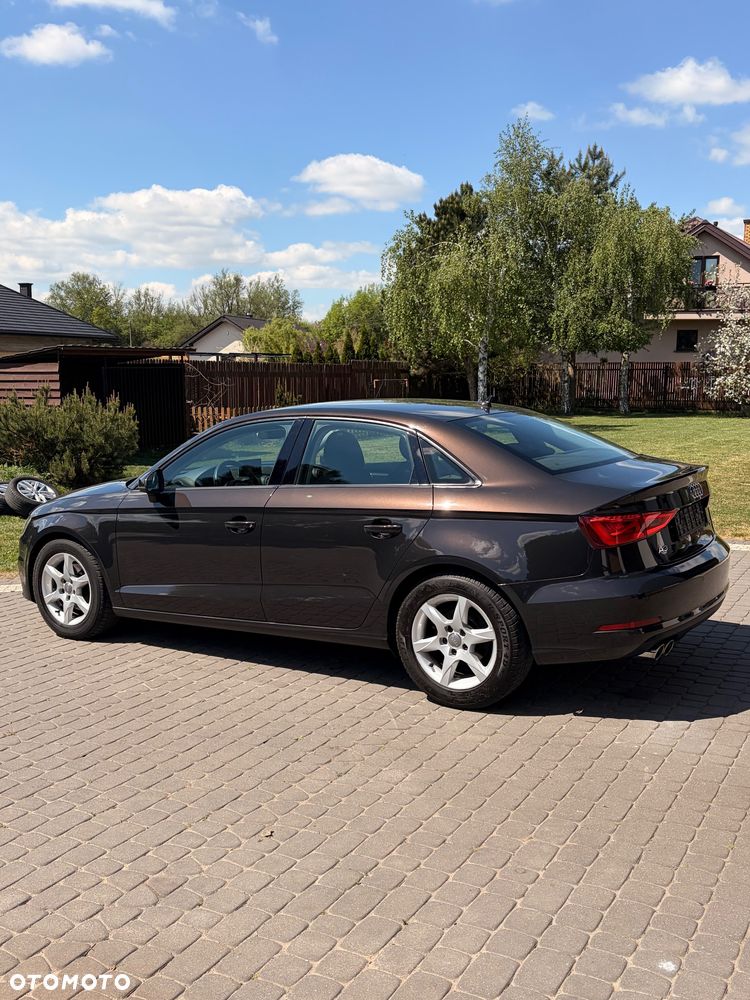 Audi A3 Limousine 2.0 TDI (clean diesel) Attraction - 13