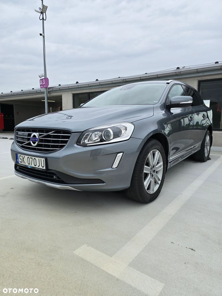 Volvo XC 60 D5 AWD Momentum - 13