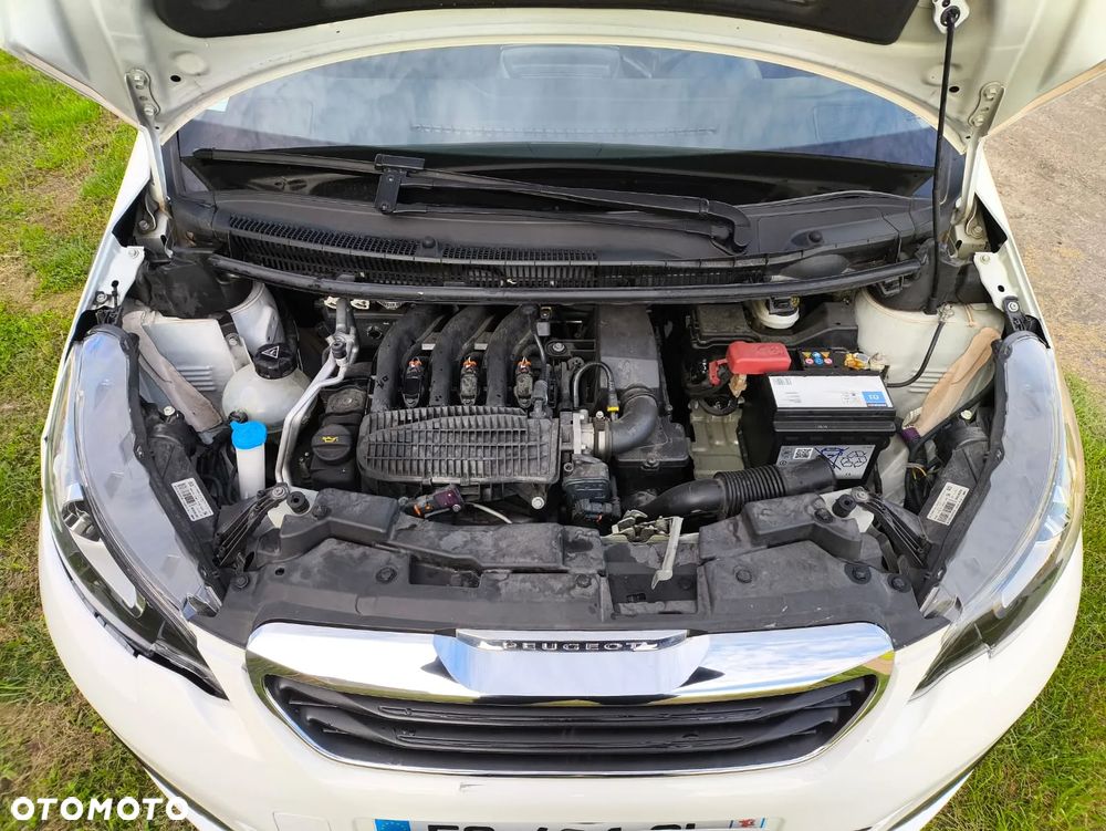 Peugeot 108 PureTech 82 Allure - 19