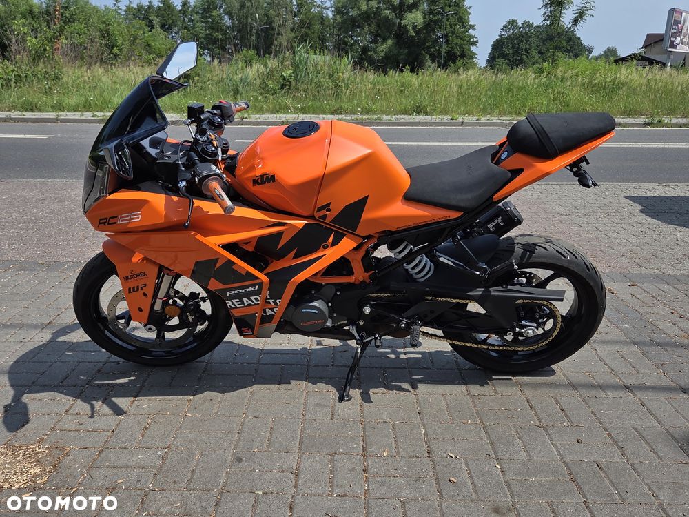 KTM RC 125 - 22