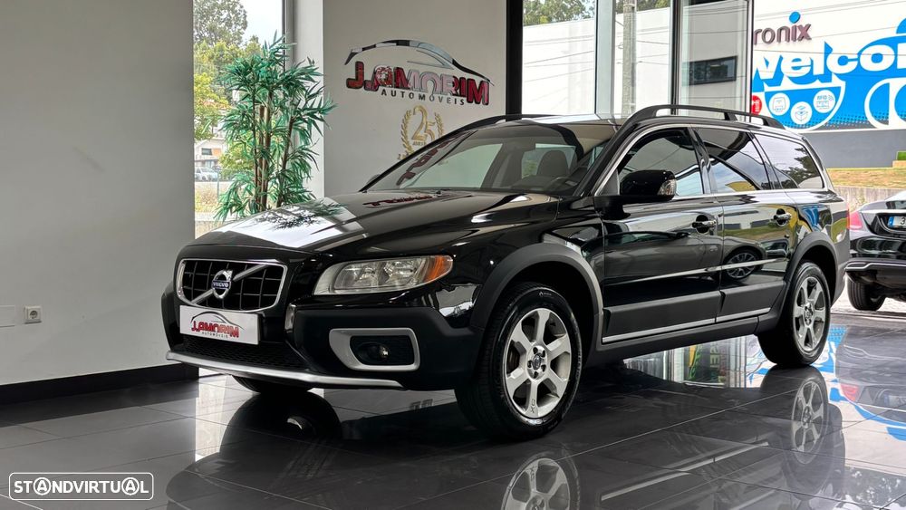 Volvo XC 70 2.0 D3 Drive Momentum - 1