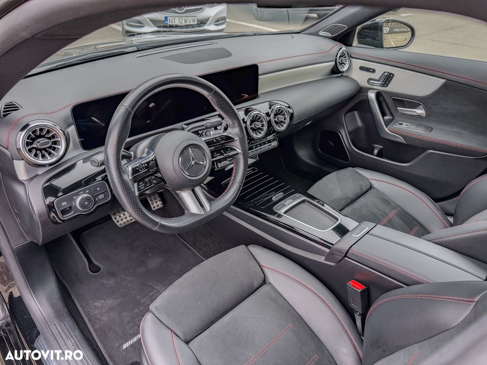 Mercedes-Benz CLA 250 4MATIC 8G-DCT AMG Line Advanced Plus - 18