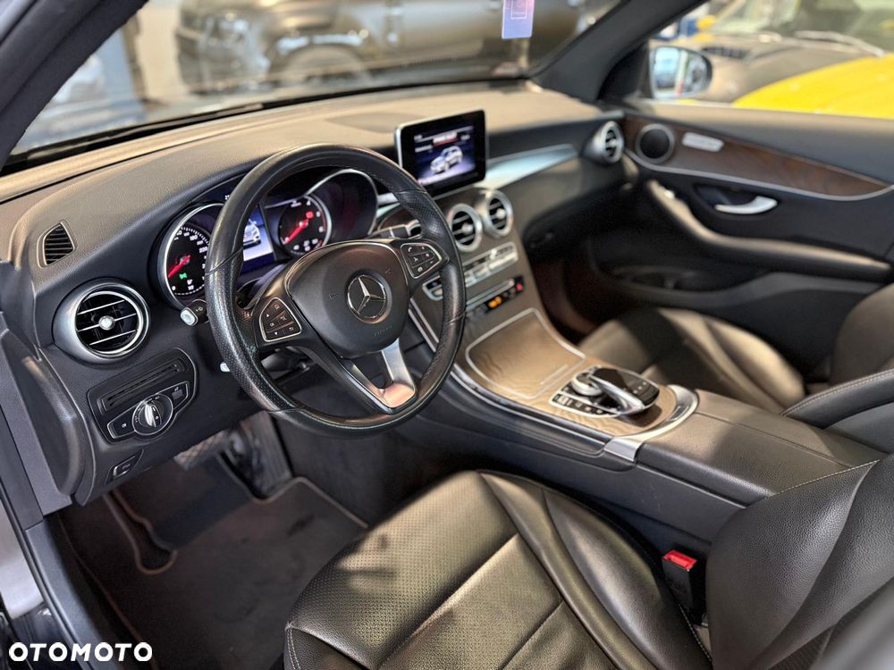 Mercedes-Benz GLC 220 d 4Matic 9G-TRONIC Exclusive - 5