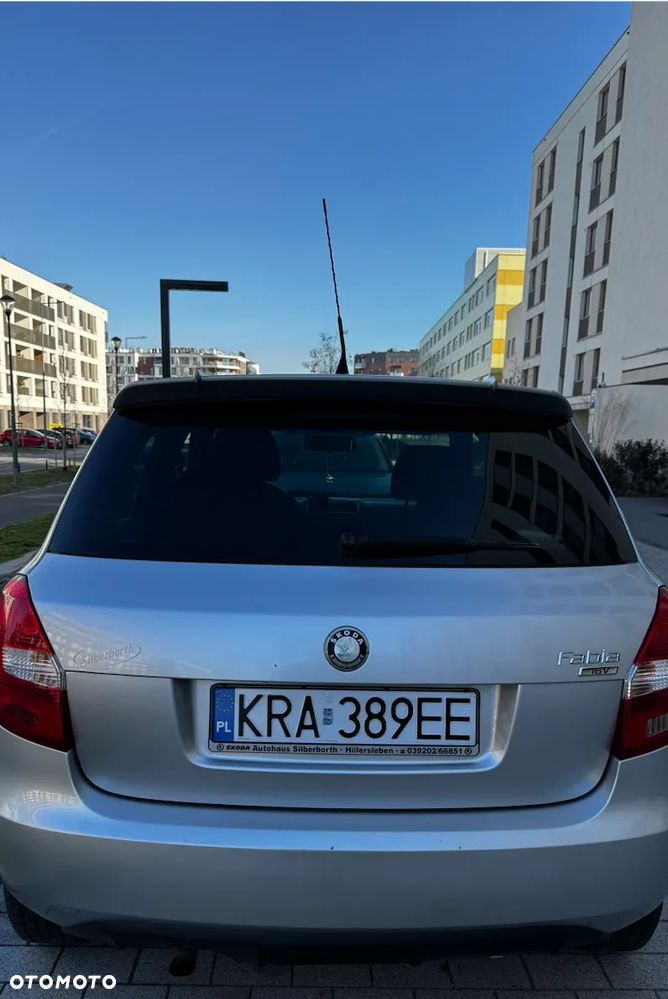 Skoda Fabia 1.4 16V Ambiente - 2