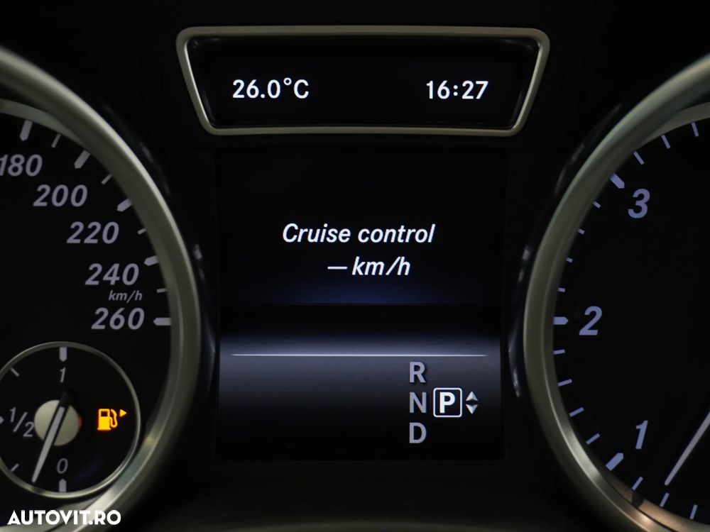 Mercedes-Benz ML 350 BlueTEC 4MATIC Aut - 36
