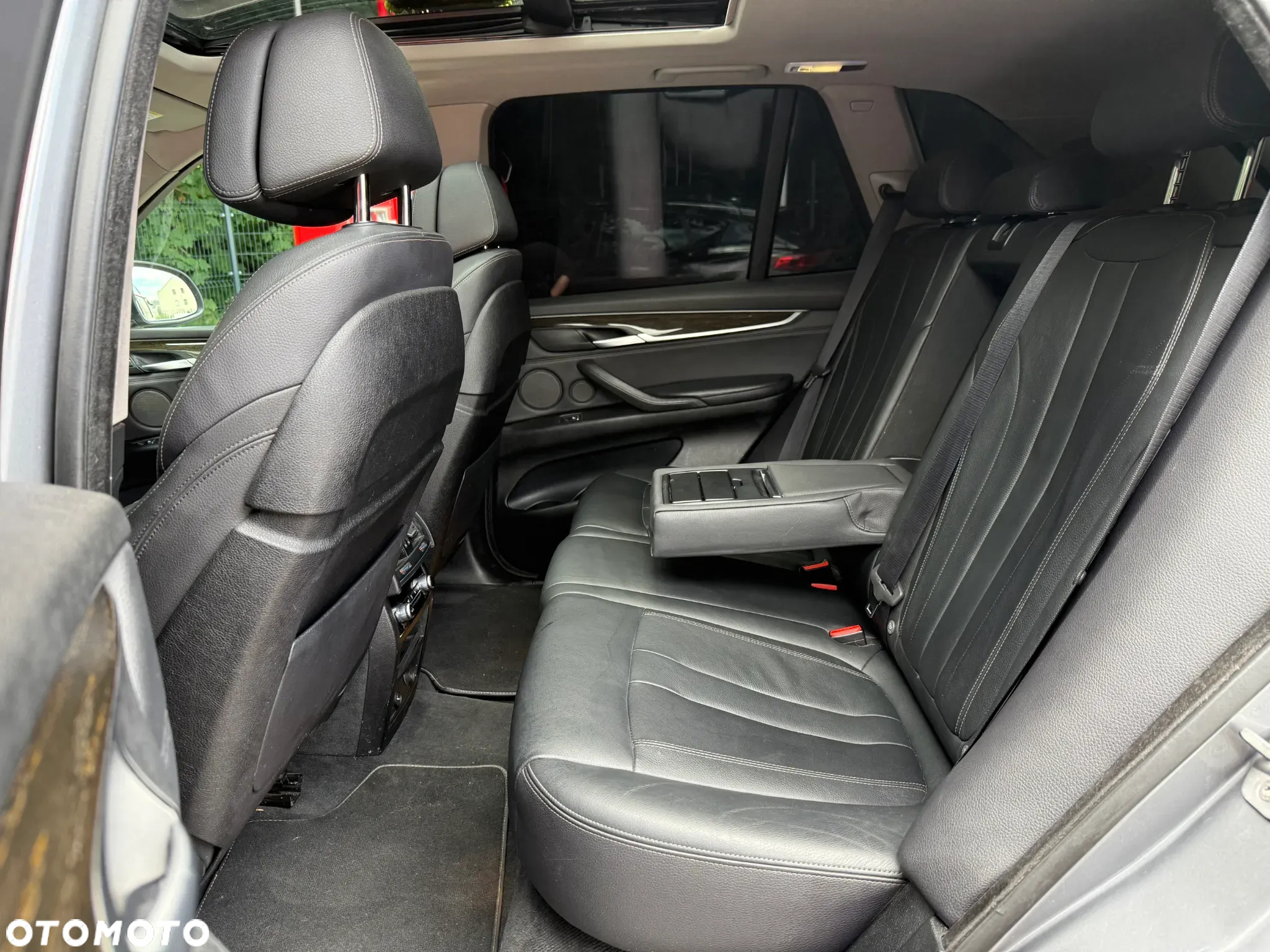 BMW X5 xDrive35i - 25