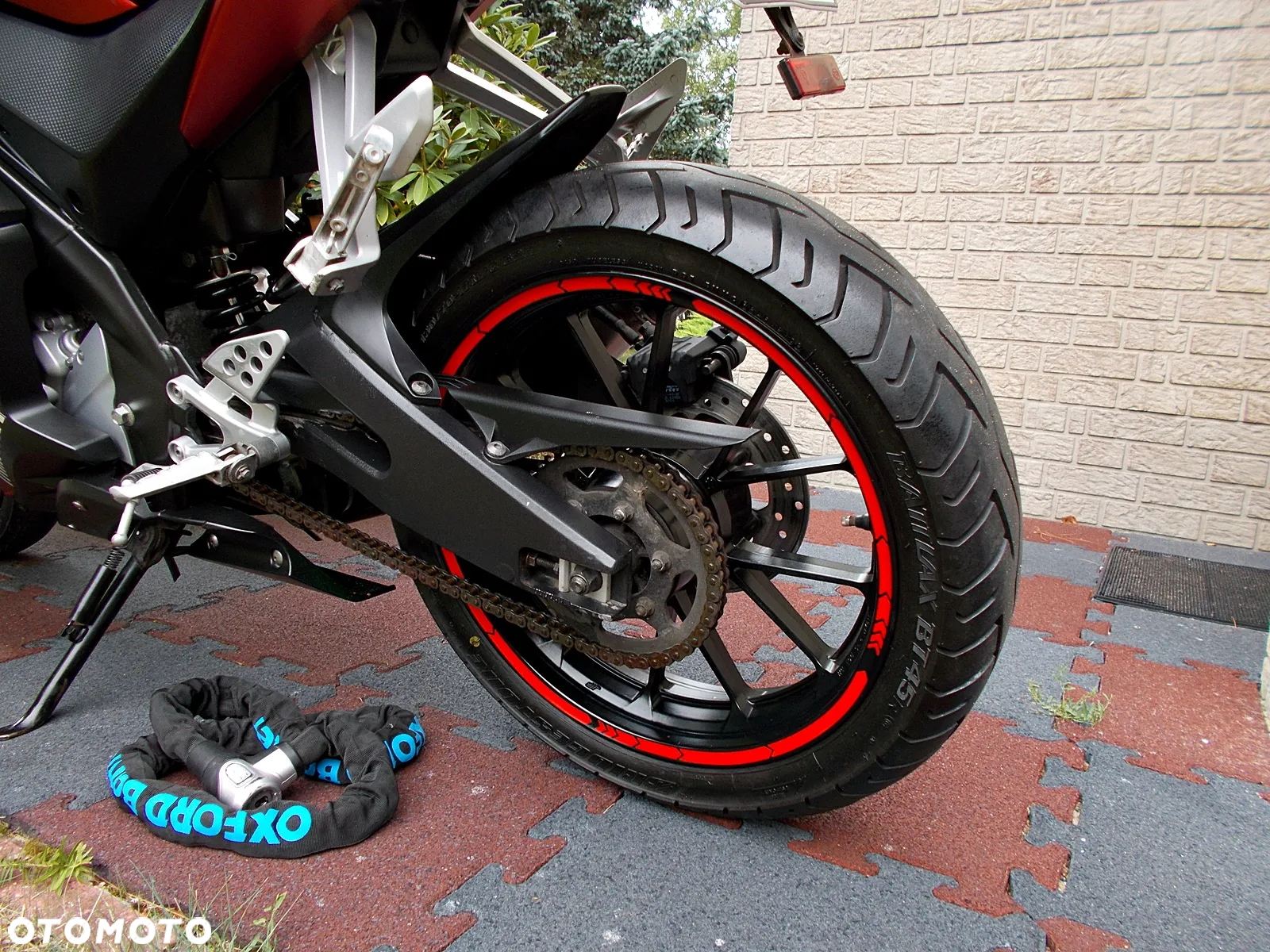 Yamaha YZF - 8