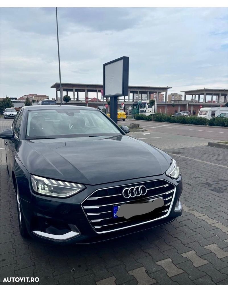 Audi A4 - 1