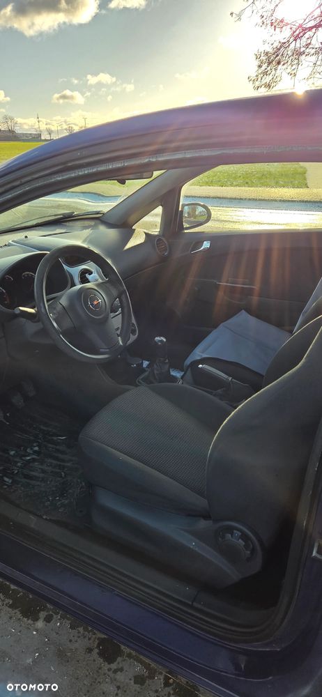 Opel Corsa 1.2 16V Cosmo - 7