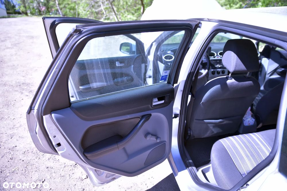 Ford Focus 1.6 TDCi Trend - 19